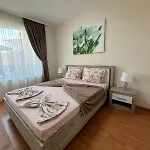 дани и мони * Свети Влас