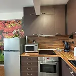 дани и мони Свети Влас